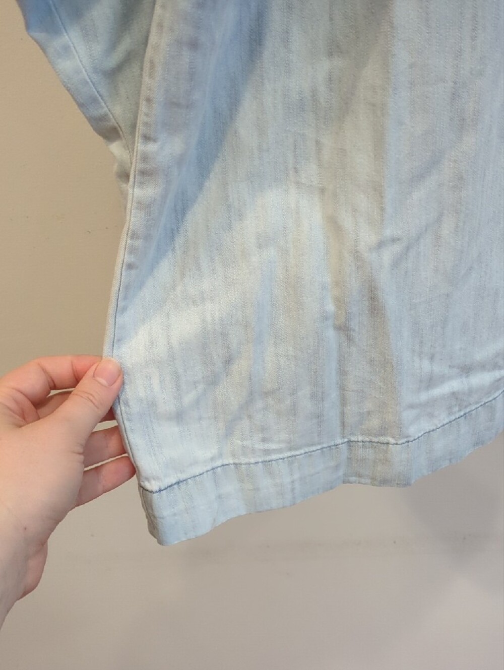 Coastal Beach Boho Minimalisit PARNI Chambray Cotton Denim Light Blue Blouse (L) - Picture 5 of 7